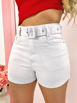 Short Jeans Cinto Branco Barra Dobrada